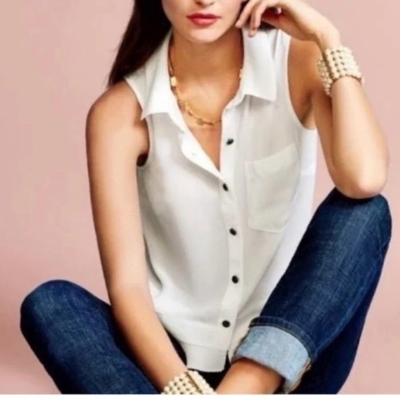 CAbi White Sleeveless Pleat Hem Button Down Blouse Style 3439 Size XS - Picture 1 of 7